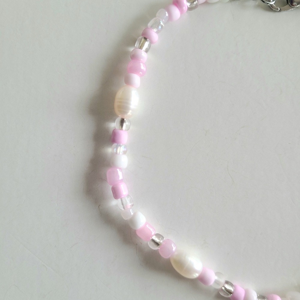 Pink and White Beaded Ankle Bracelet - Picture 5 of 8
